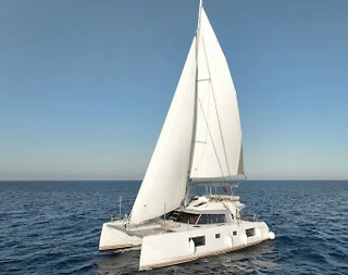 Antalya Kemer'de Masmavi Sularda, 4 Katmanlı, Ferah Katamaran - 2