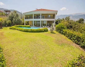 Antalya Konyaaltı'nda Geniş Alanlara Sahip, Özel Havuzlu, Ferah Villa - 2