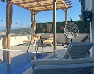 Antalya Kumluca'da Sakin Konumda, Özel Havuzlu, Lüks Tasarımlı Villa - 1