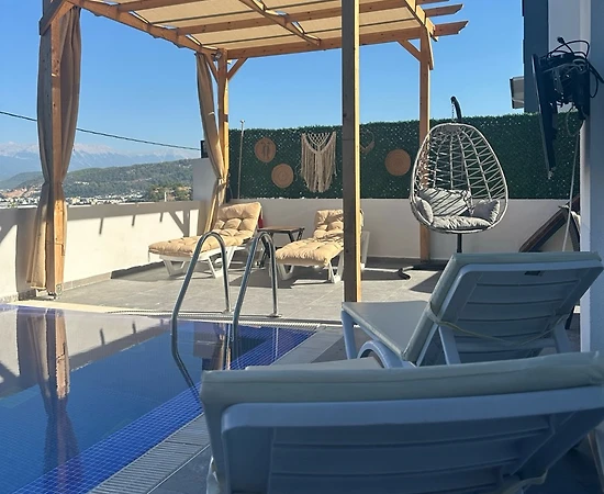 Antalya Kumluca'da Sakin Konumda, Özel Havuzlu, Lüks Tasarımlı Villa - 1