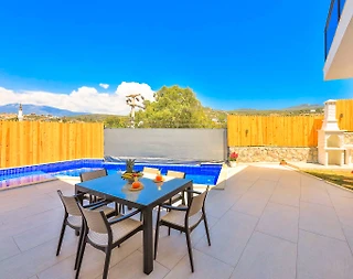 Kaş Gelemiş'te Modern Tasarımlı, Özel Havuzlu, Saunalı Villa - 5