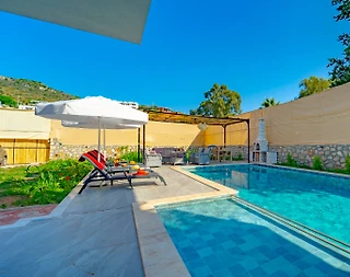 Kaş Gelemiş'te Merkezi Konumda, Özel Havuzlu, Lüks Villa - 4