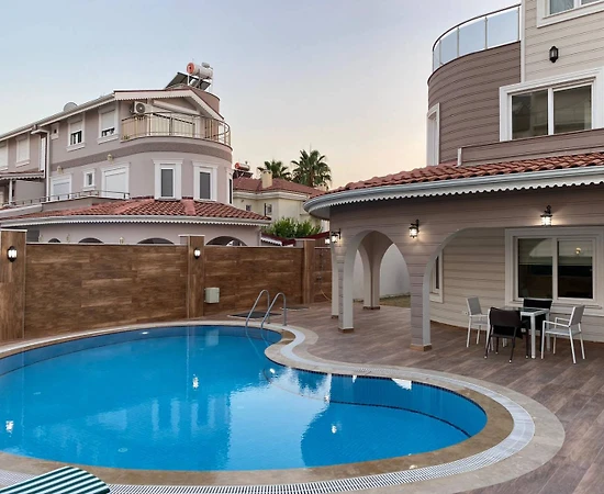 Antalya Serik'te Enfes Doğada, Özel Havuzlu, Lüks Villa - 1