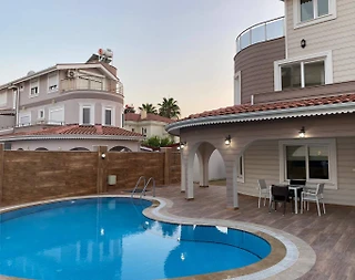 Antalya Serik'te Enfes Doğada, Özel Havuzlu, Lüks Villa - 2