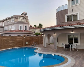 Antalya Serik'te Enfes Doğada, Özel Havuzlu, Lüks Villa - 2