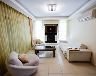Antalya Serik'te Site İçerisinde, Özel Havuzlu, Geniş Bahçeli Villa - 4