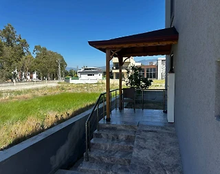 Arsuz Gökmeydan'da Geniş Aileler için Uygun, Taş Mimarili, 5+1 Villa - 2