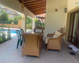 Kemer Göynük'te Denize Yakın Konumda, Ortak Havuzlu, Merkezi Villa - 5