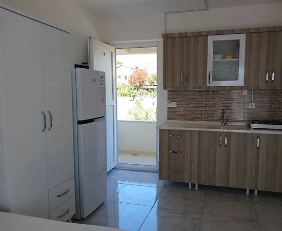 Balıkesir Avşa'da Denize Yakın, 4 Kişilik, Kiralık Suite Daire - 1