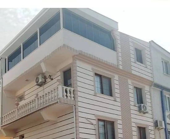 Aydın Didim'de Merkezi Konumda, Geniş Ailelere Uygun, 4+1 Villa - 1