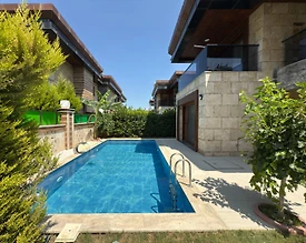 Aydın Kuşadası'nda Huzurlu Doğada, Özel Havuzlu, Konforlu Villa - 2