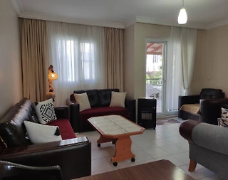 Aydın Kuşadası'nda Merkeze ve Plaja Yakın, 4+1, Tripleks Villa - 5