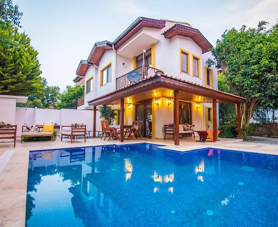 Marmaris Söğüt'te Kalabalık Ailelere Uygun, Özel Havuzlu, Kiralık Villa - 1