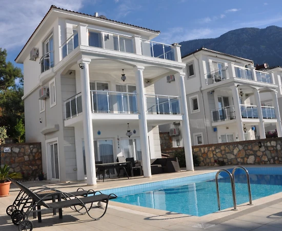 Fethiye Ölüdeniz'de Aile Gruplarına Uygun, Özel Havuzlu, Estetik Villa - 1