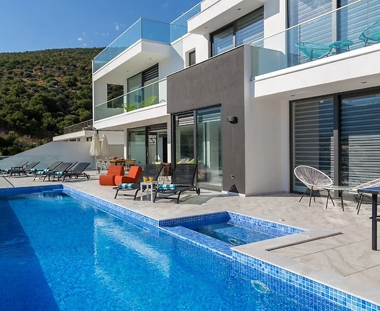Kalkan'da Muhteşem Deniz Manzaralı, Sonsuzluk Havuzlu, Lüks Villa - 1
