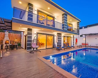 Kaş Çavdır'da Sakin Konumda, Özel Havuzlu, Jakuzili, Şık Villa - 1