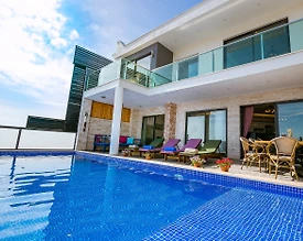 Kaş İslamlar'da Deniz Manzaralı, Özel Havuzlu, Jakuzili, Lüks Villa - 2