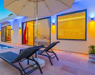 Kaş İslamlar'da Gözlerden Uzak Konumda, Özel Havuzlu, 1+1 Villa - 2