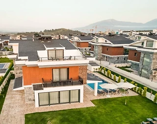 Muğla Fethiye'de Enfes Doğa Manzaralı, Özel Havuzlu, Kiralık Villa - 5