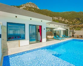 Kalkan Akbel'de Eşsiz Deniz Manzaralı, Sonsuzluk Havuzlu, Kiralık Villa - 2