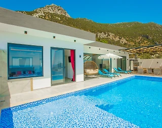 Kalkan Akbel'de Eşsiz Deniz Manzaralı, Sonsuzluk Havuzlu, Kiralık Villa - 2