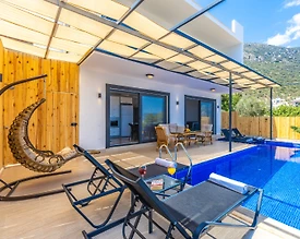 Kaş Gökseki'de Deniz Manzaralı, Özel Havuzlu, Jakuzili, Konforlu Villa - 3