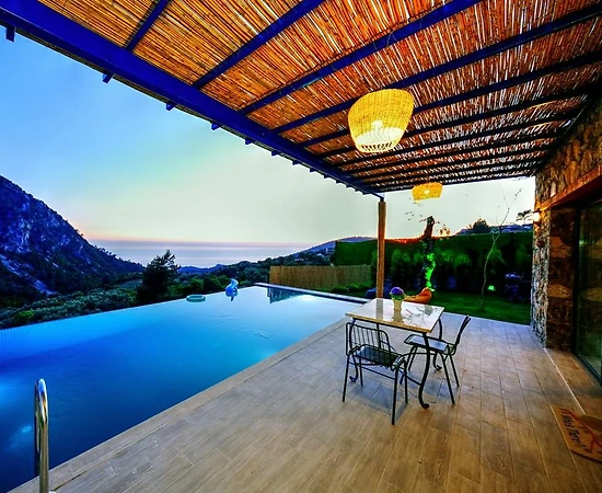 Fethiye Karaağaç'ta Harika Deniz Manzaralı, Özel Havuzlu, Kiralık Villa - 1