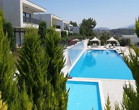 Aydın Kuşadası'nda Site İçerisinde, Ortak Havuzlu, Konforlu Villa - 3