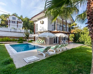 Fethiye Ölüdeniz'de Geniş Alanlara Sahip, Özel Havuzlu, Lüks Villa - 4