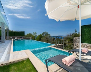 Fethiye Faralya'da Deniz Manzaralı, Isıtmalı Havuzlu, Lüks Villa - 1