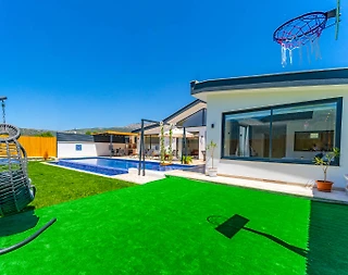 Kaş Bezirgan'da Enfes Doğada, Özel Havuzlu, Kiralık Villa - 1