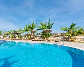 Didim Akbük'te Tesis İçerisinde, Özel Plajlı, Kiralık Tatil Evi - 3