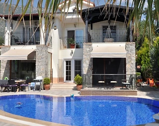 Fethiye Ölüdeniz'de Muhteşem Konumda, Özel Havuzlu, Taş Villa - 1