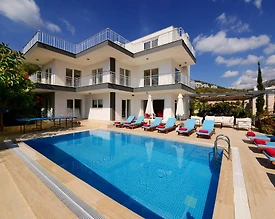 Kalkan'da Deniz Manzaralı, Özel Havuzlu, Merkezi Konumda Villa - 2