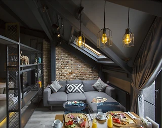 İstanbul Ataşehir'de Modern, Ekonomik, Çatı Katı Odası - 1