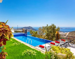 Kaş Akbel'de Deniz Manzaralı, Özel Havuzlu ve Jakuzili, Bahçeli Villa - 3