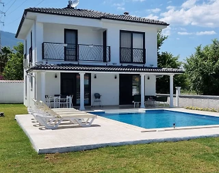 Muğla Ortaca'da Özel Havuzlu, Kalabalık Ailelere Uygun, Şık Villa - 1