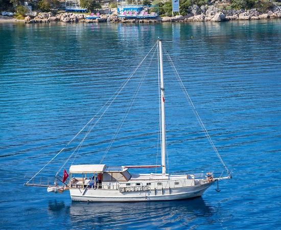 Kaş Kalkan'ın Muhteşem Maviliğinde, 2016 Yapımlı, 16 Metrelik Gulet - 1
