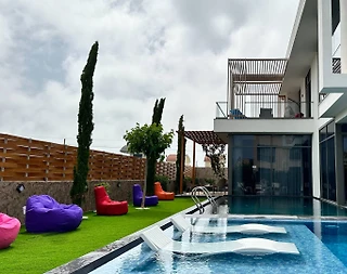 Antalya Serik'te Ferah Bahçeli, Isıtmalı Havuzlu, Konforlu Lüks Villa - 4