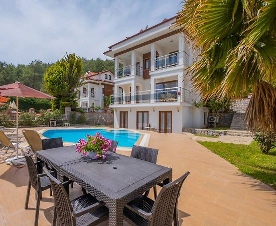 Fethiye Ölüdeniz'de Özel Havuzlu, 10 Kişilik, Lüks Tripleks Villa - 1