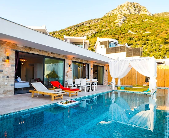 Kaş İslamlar'da Deniz Manzaralı, Özel Havuzlu, Jakuzili, Kiralık Villa - 1