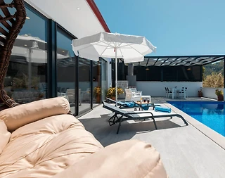 Kaş İslamlar'da Huzurlu Doğada, Açık ve Kapalı Havuzlu, Kiralık Villa - 5