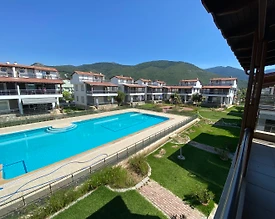 Güzelçamlı'da Konforlu Dizayn Edilmiş, Ortak Havuzlu, Tripleks Villa - 2