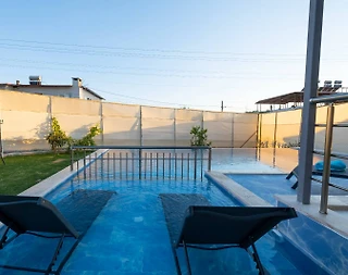 Fethiye Çamköy'de Geniş Bahçeli, Özel Havuzlu, 4 Kişilik Villa - 5