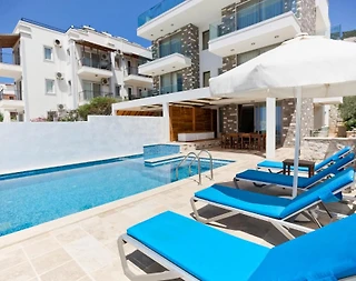 Kalkan'da Deniz Manzaralı, Yetişkin ve Çocuk Havuzlu, Konforlu Villa - 5