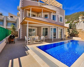 Kalkan Merkez'de Enfes Deniz Manzaralı, Özel Havuzlu, Yazlık Villa - 2