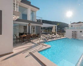 Kaş Kalkan'da Enfes Deniz Manzaralı, Özel Havuzlu, Kiralık Lüks Villa - 2