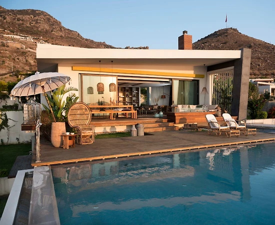Bodrum'da Bohem Dekorasyona Sahip, Sonsuzluk Havuzlu, Hamamlı Villa - 1