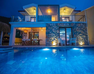 Fethiye Faralya'da Eşsiz Deniz Manzaralı, Sonsuzluk Havuzlu, Şık Villa - 2