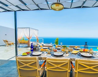 Kaş Bezirgan'da Yeşillikler İçerisinde, Özel Havuzlu, Kiralık Villa - 3